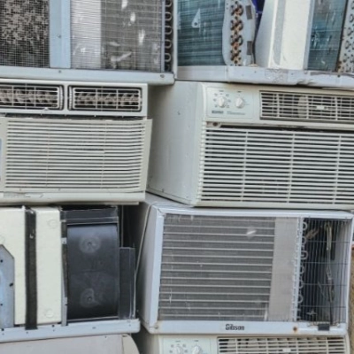 Maltepe Bölgesinde Hurda Klima Alanlar